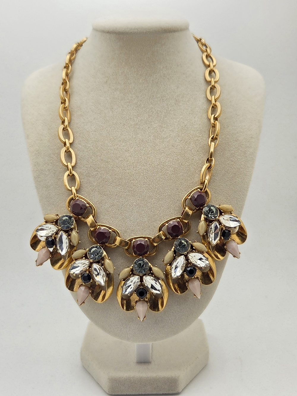 J. Crew Vintage Style Statement Bib Necklace Rhinestone Crystal & Lucite 18"